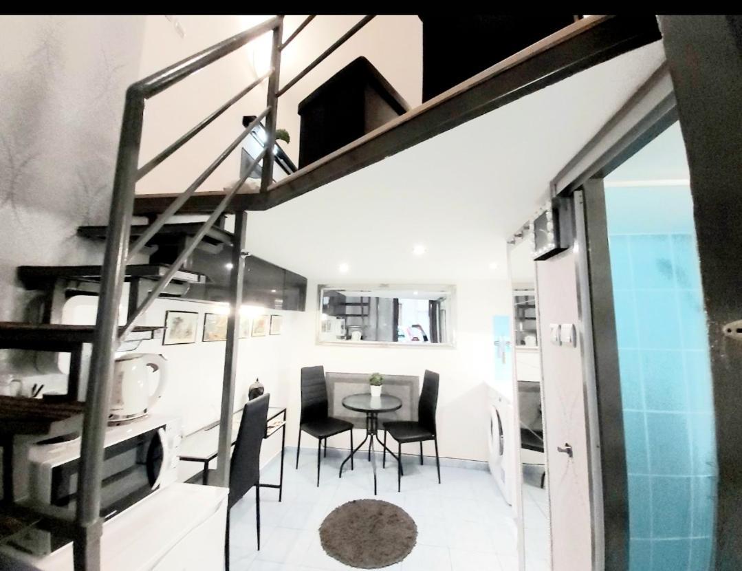 Like Studio City Centrum, Wifi, Terrace بودابست المظهر الخارجي الصورة