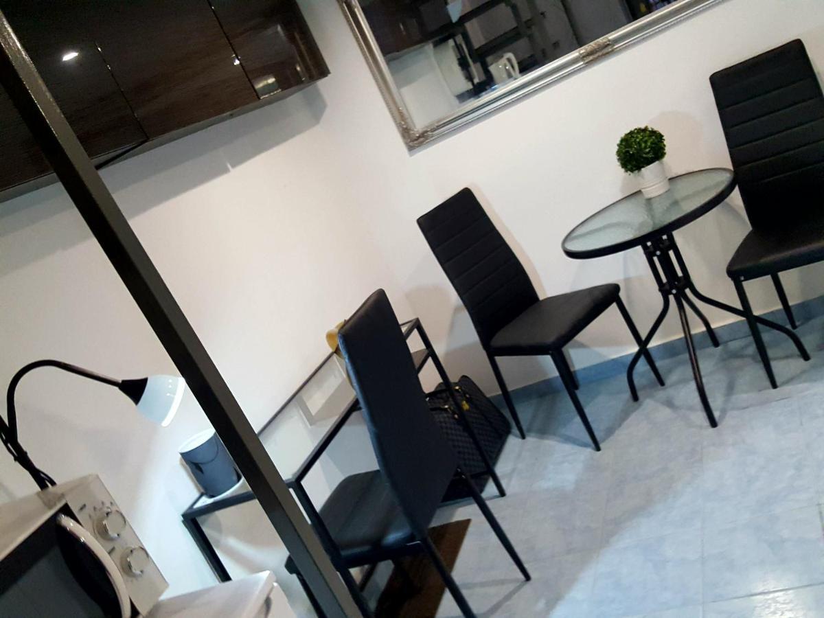 Like Studio City Centrum, Wifi, Terrace بودابست المظهر الخارجي الصورة